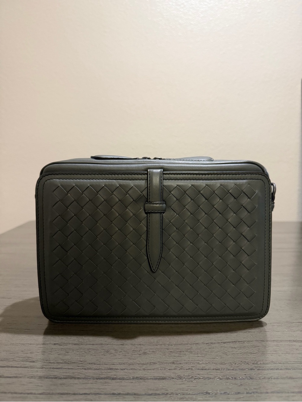 Bottega Veneta Gray Leather Shoulder Bag